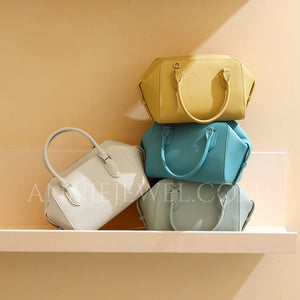 What Bag Goes with Every Outfit in 2025?