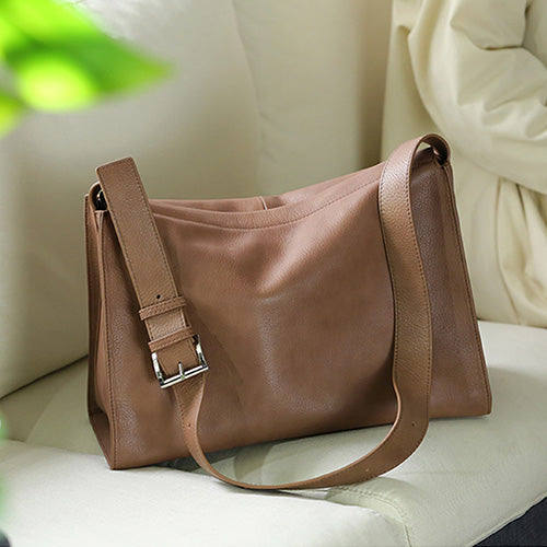 Medium Leather Hobo Bags