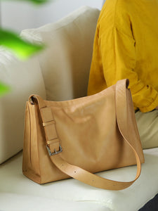 Medium Leather Hobo Bags