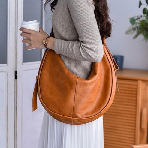 Hobo deals Orange Leather Hobo Bag