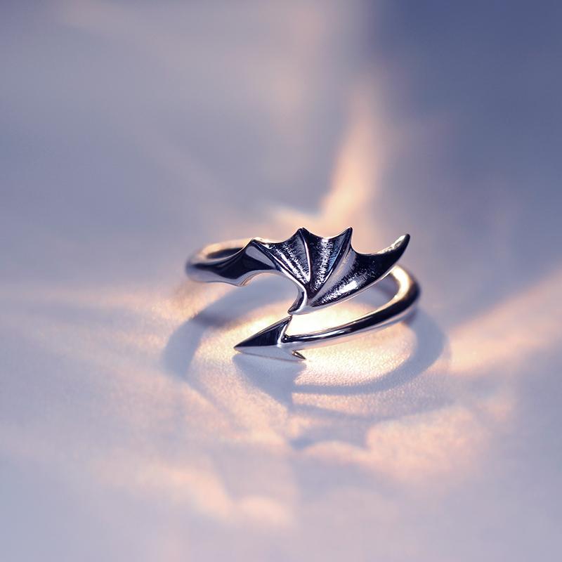COOL Dragon Devil Tail Arrows Zodiac Rings | Annie Jewel