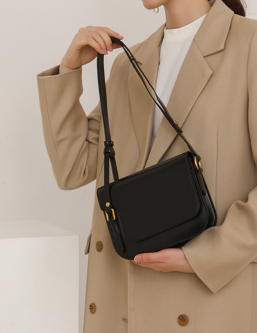 Box shoulder bag online