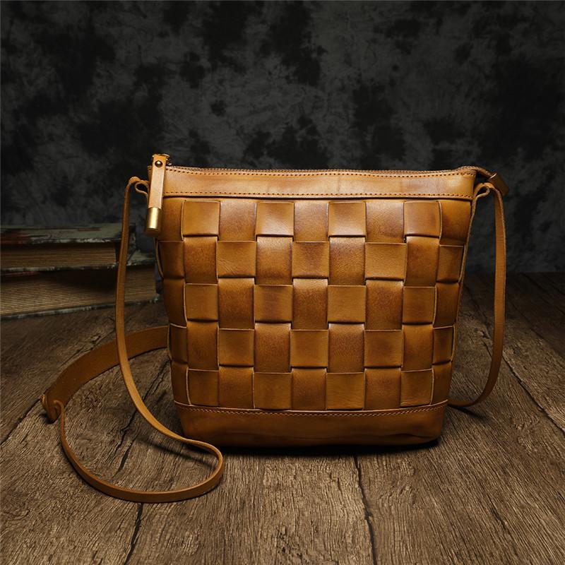 Weaved Cem Leather Small Bucket Bag Brown
